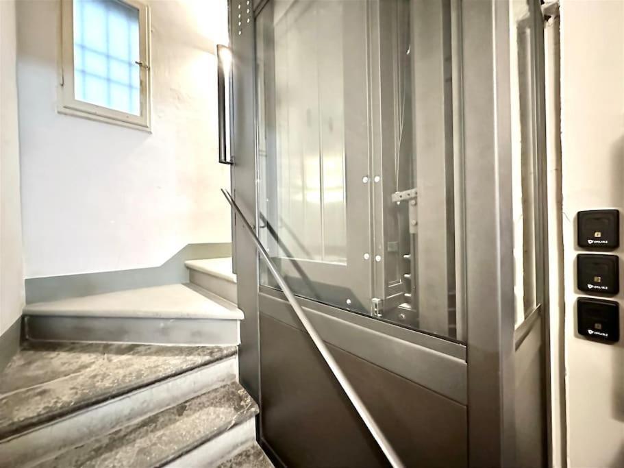 Warm Retreat In The Heart Of Florence Cls Station Leilighet Eksteriør bilde